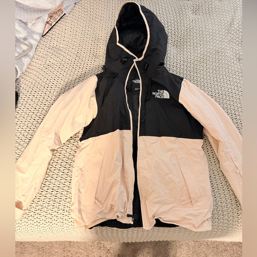 The North Face Women's Black Quilted Jacket